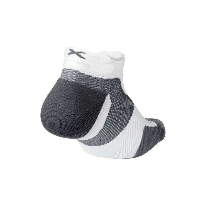 2XU VECTR CUSHION NO SHOW SOCKS