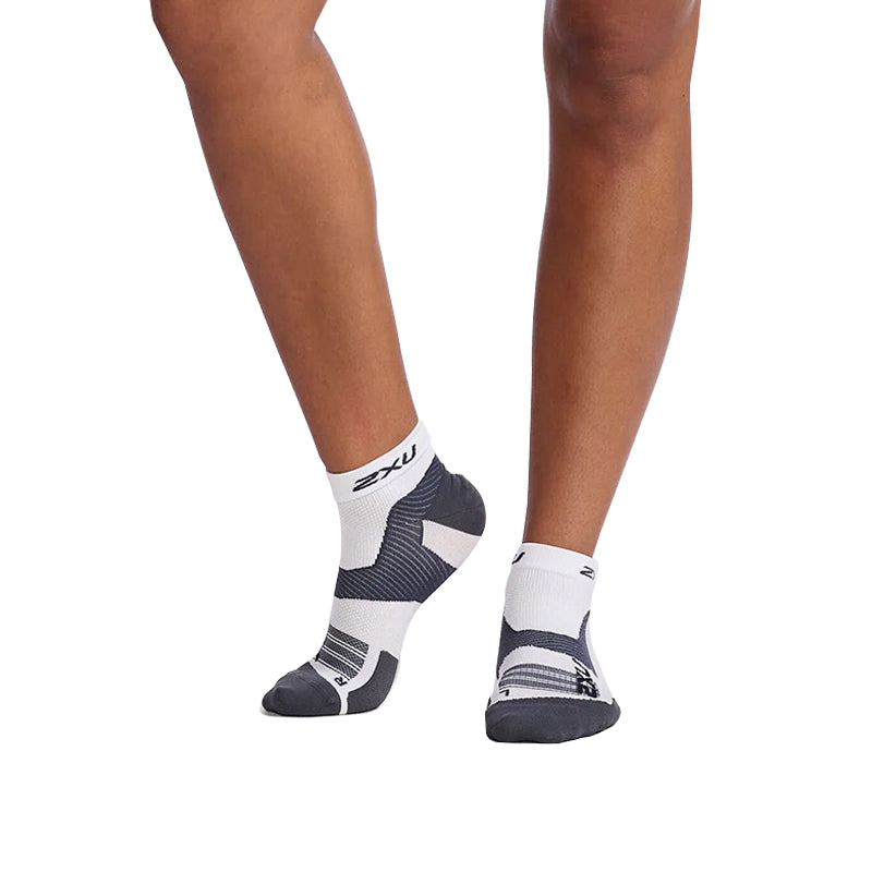2xu Vectr Ultralight 1/4 Crew Socks